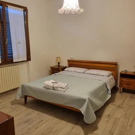 Via Loreto * Пистойя
